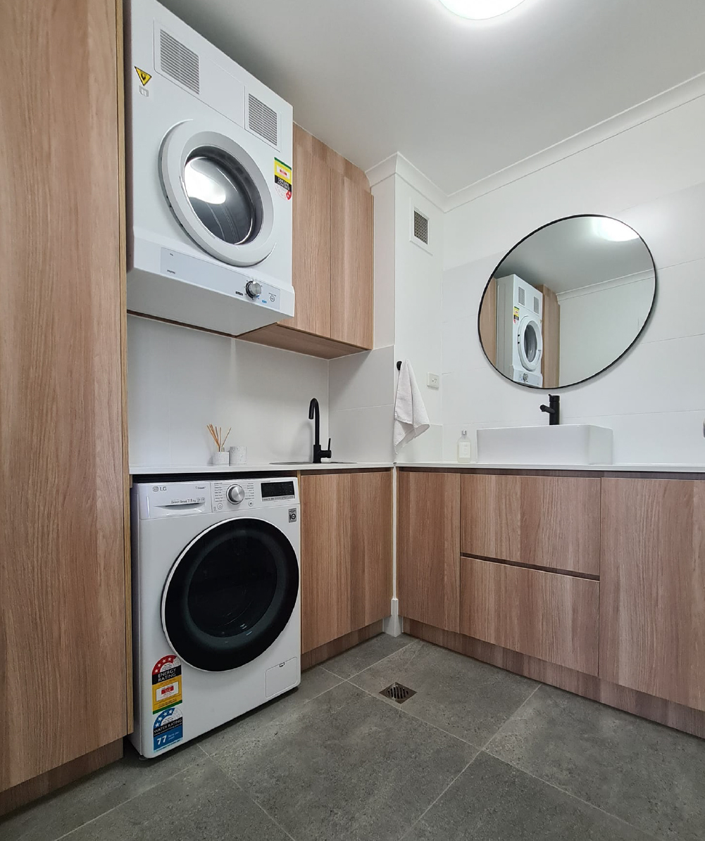 Custom Laundry Cabinets Image